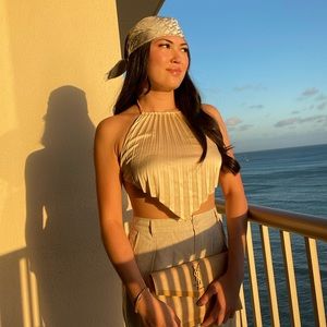 Superdown Ivy halter top in champagne size S